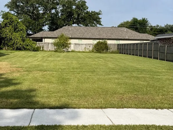 Cypress St, Lake Charles, LA 70601