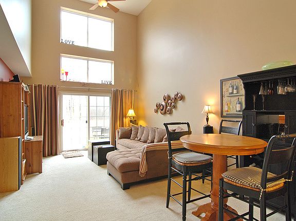 4th image of 2436 Wilton Ln