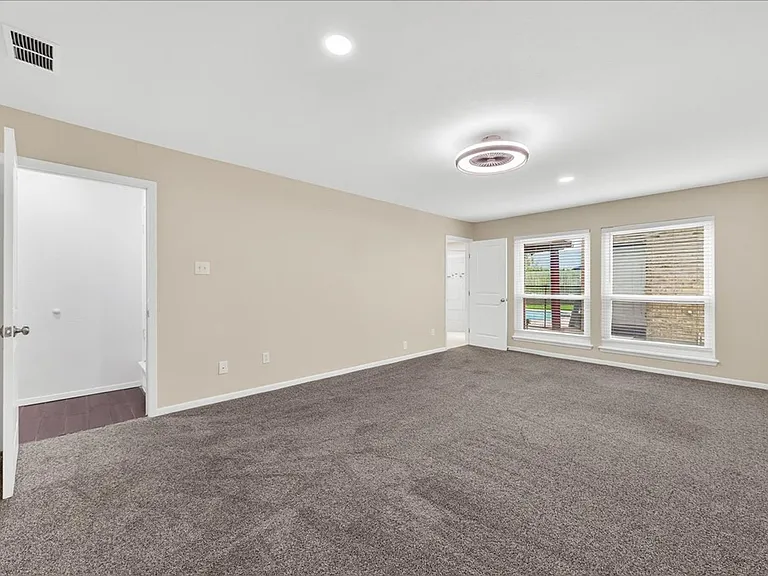 5025 Romford Dr — Photo 24
