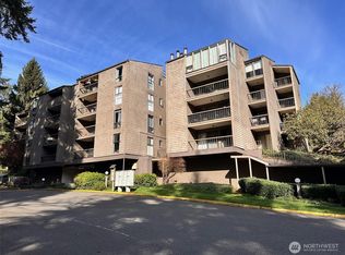 13680 NE 69th St APT 656, Redmond, WA 98052