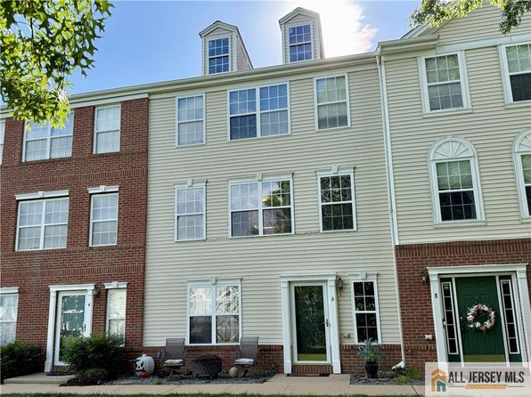 6 Marcinczyk Ave #841, Parlin, NJ