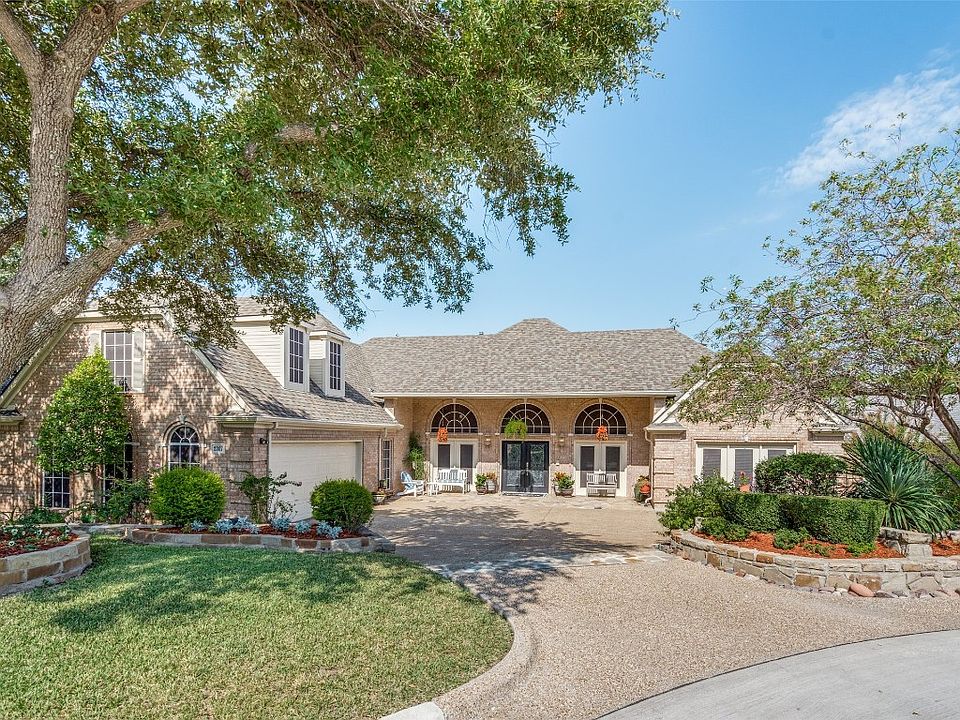 1st image of 2307 Valarie Ct