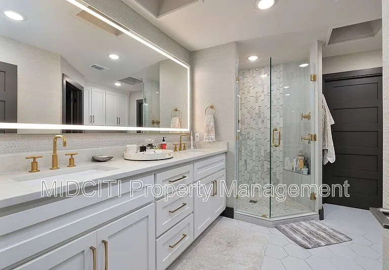 180 Lake Ridge Dr — Photo 32