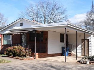 425 7th St SW, Hickory, NC 28602