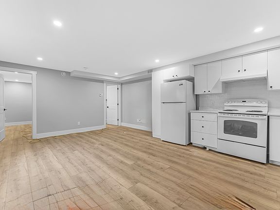 2nd image of 76 Stonehurst Ave #2