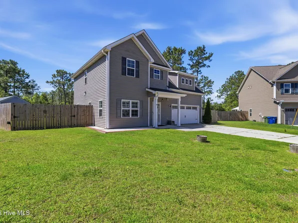 527 Everett Glades, Sneads Ferry, NC 28460