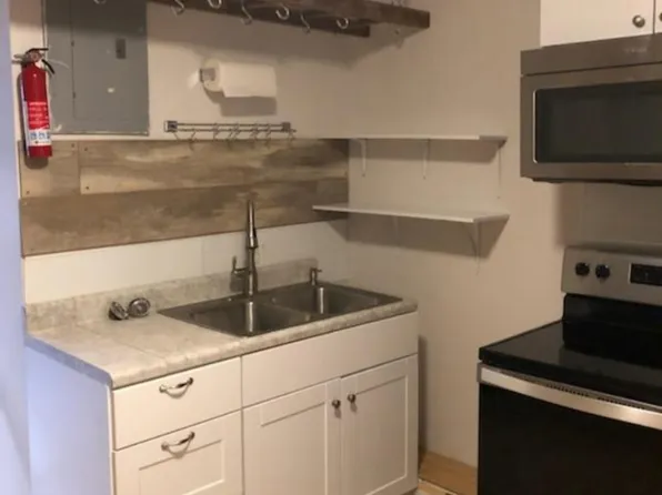 120 W Main Ave #3, Greenville, IL 62246