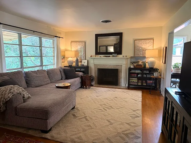 207 Canyon Dr — Photo 11