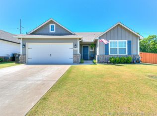 2101 E Winston St, Broken Arrow, OK 74012