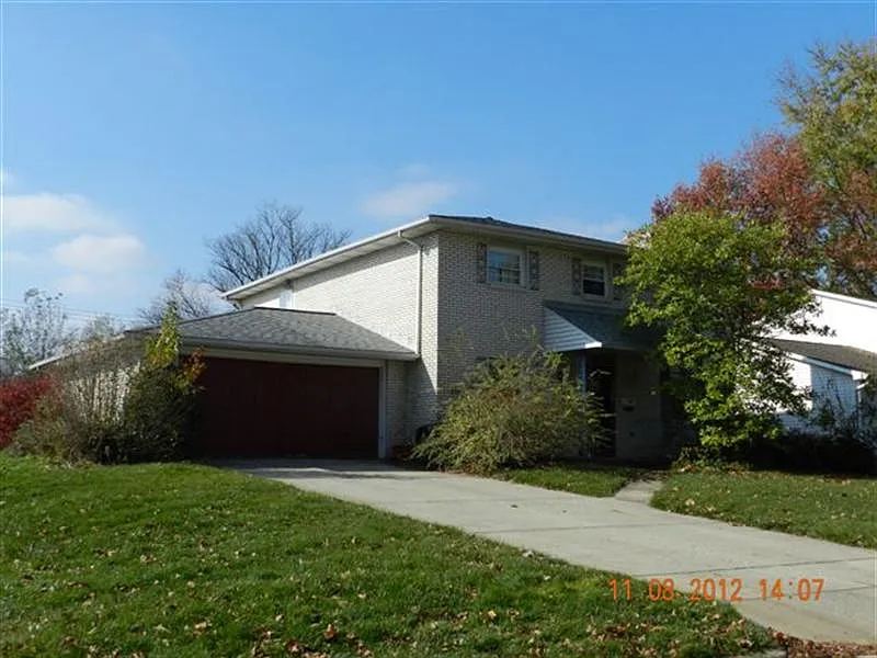 329 Broken Arrow Rd photo 1