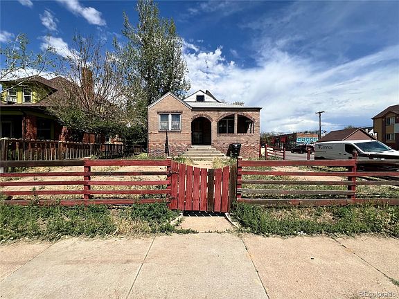 2nd image of 3400 N Gaylord Street