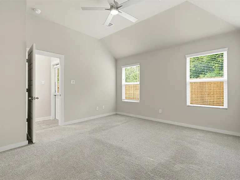 2742 Oakleaf Ash Ln — Photo 17