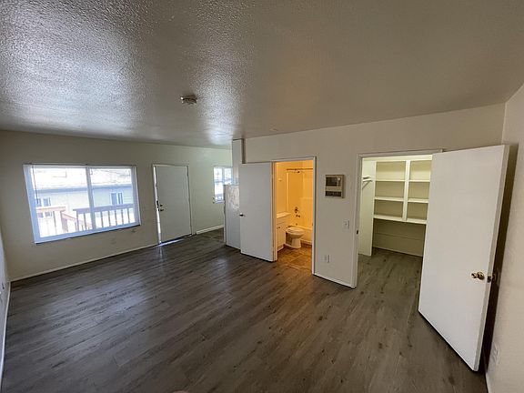 2nd image of 4216 50th St #8