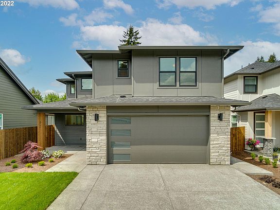 2nd image of 4704 NE 118th St