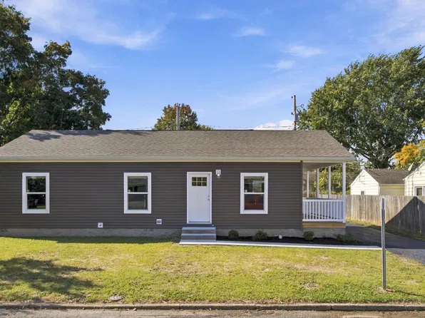 1077 Sunshine St, Circleville, OH 43113