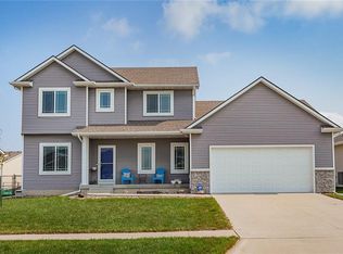3124 NW Trestle Point Dr, Ankeny, IA 50023