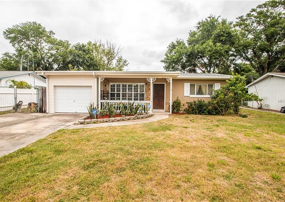 1st image of 10997 Village Green Ave