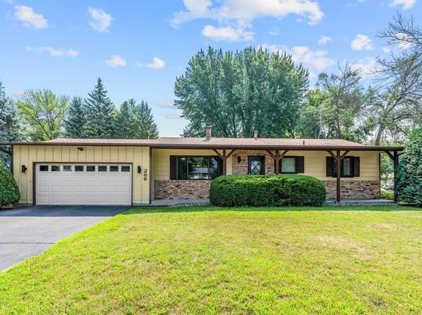 266 Cardinal Ct, Chaska, MN 55318