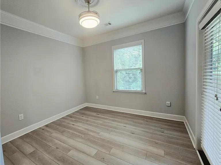 123 Barkley Ln — Photo 36
