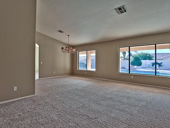 4th image of 15773 W Amelia Dr