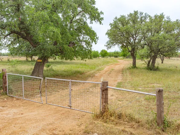 983 County Road 185, Comanche, TX 76442