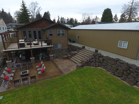 Backyard and Outdoor Kitchen