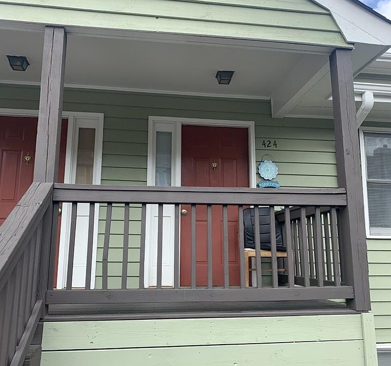 2nd image of 2505 W Broad St APT 424