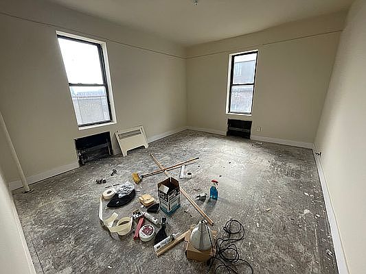 4th image of 41-10 43rd St #3C