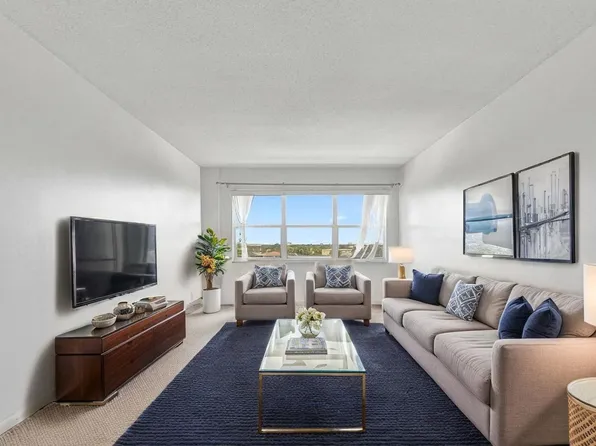 2555 NE 11th Street #804, Fort Lauderdale, FL 33304