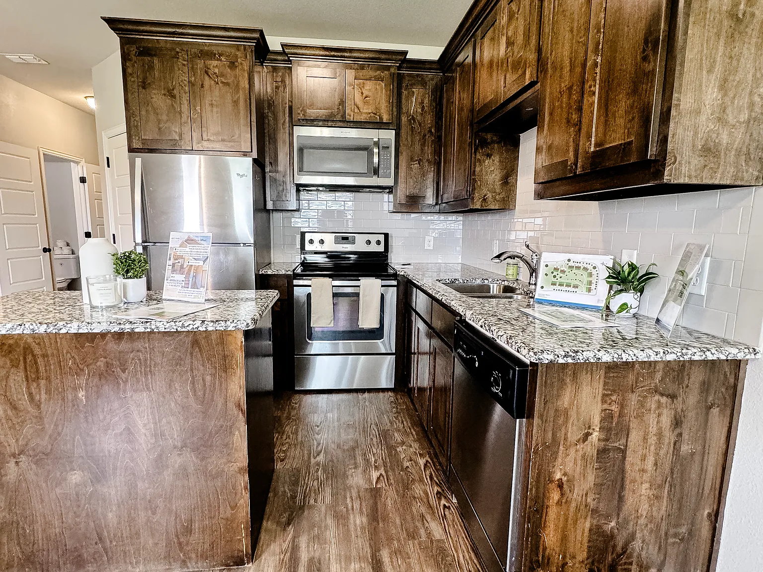 3 bed, 2.5 bath, 1265 sqft, $1,600 — Photo 1