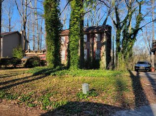 5048 Fieldgreen Xing, Stone Mountain, GA 30088
