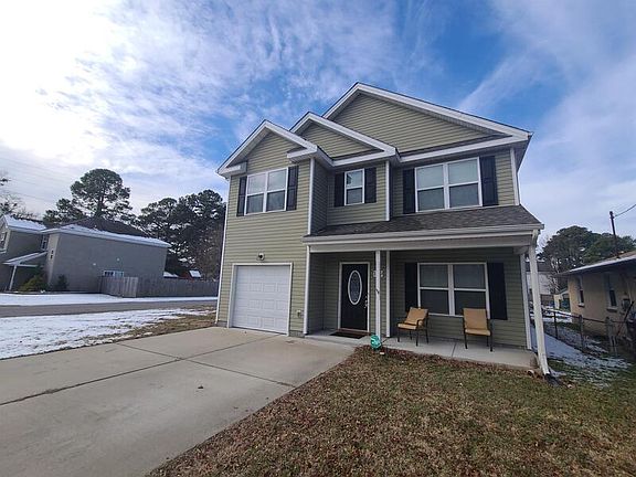 2nd image of 1139 Hazel Ave