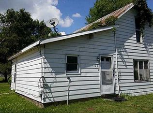 101 E Cook St, Waynesfield, OH 45896