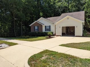 603 Wyndham Dr, Fuquay Varina, NC 27526