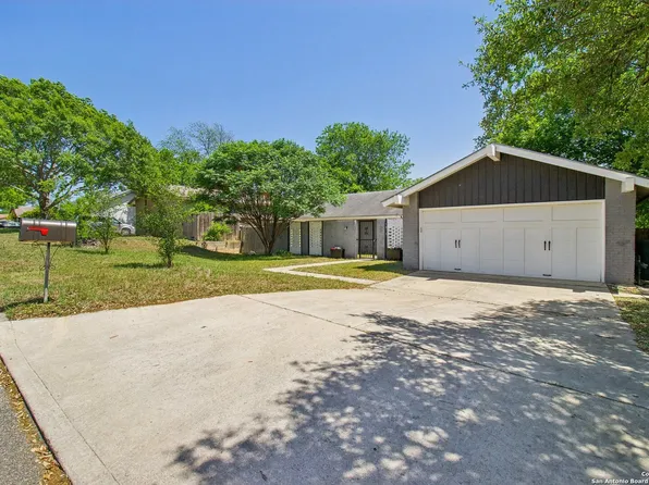 7810 Village oak, Live Oak, TX 78233