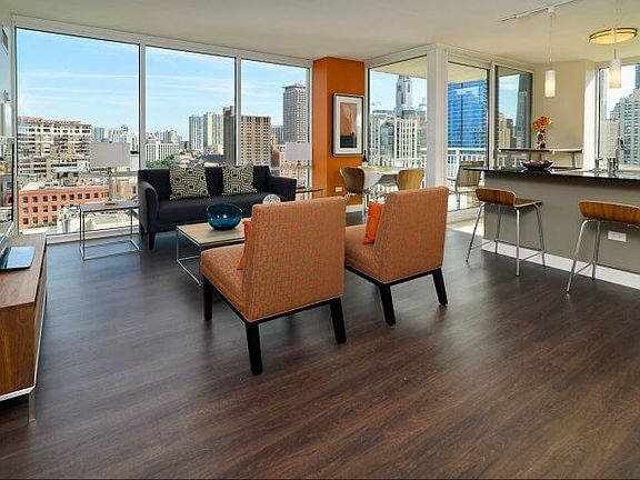 2nd image of 242 W Erie St #415