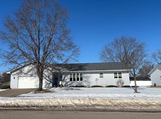 2320 James Ave, Altoona, WI 54720