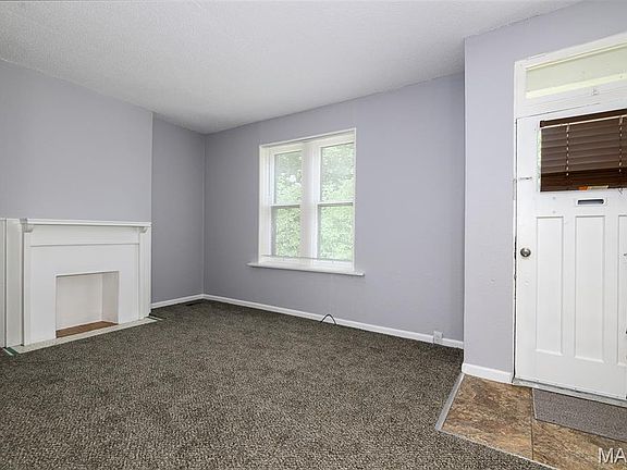 4th image of 5030 Grace Ave