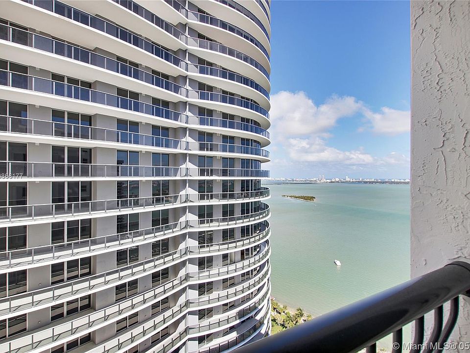 1st image of 1752 N Bayshore Dr #23F
