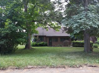 5465 Hellner Rd, Ann Arbor, MI 48105