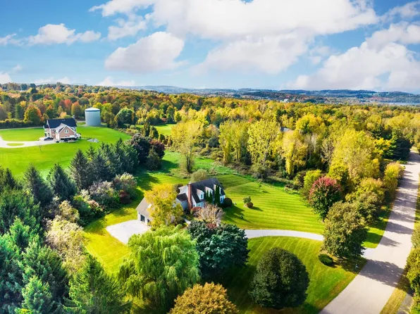 85 Westview Drive, Shelburne, VT 05482