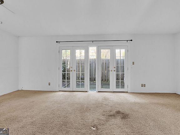 4th image of 3312 Northcrest Rd APT C