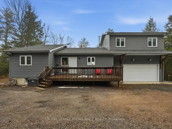 399 Oborne Point Rd, Addington Highlands, ON K0H 1K0
