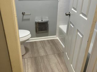 2922 Rollingwood Rd, Petersburg, VA 23805