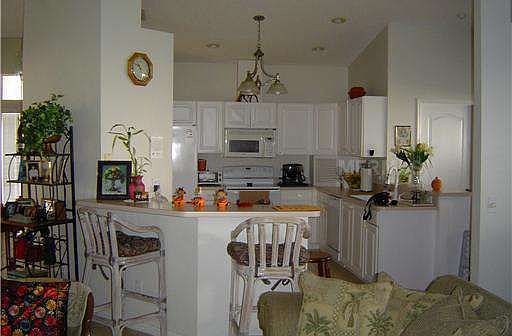 5th image of 4170 Westbourne Cir