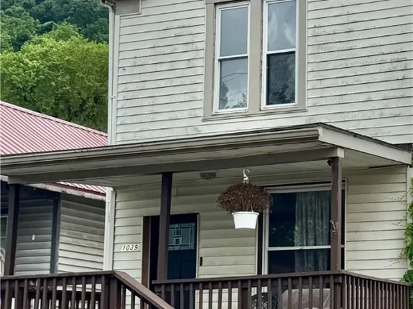1039 Howard St, Bridgeport, OH 43912