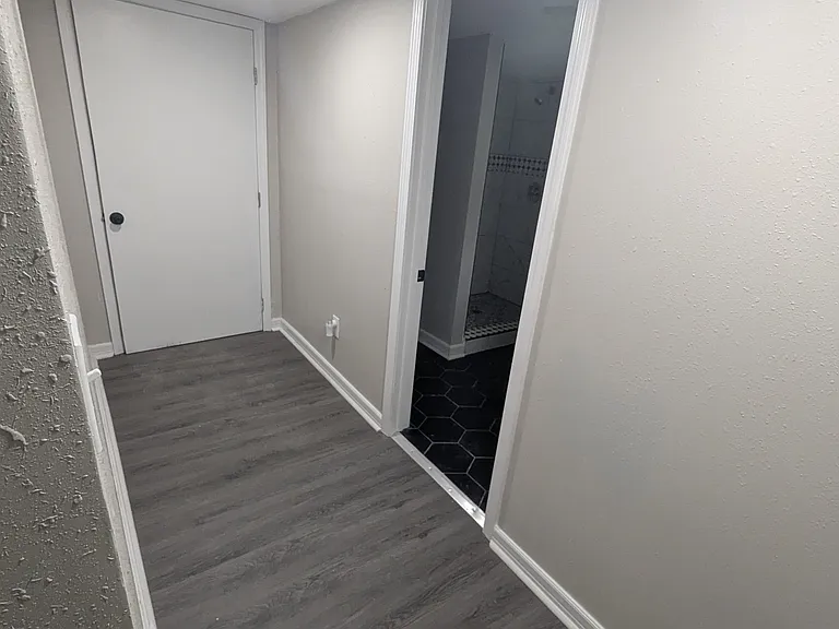 860 Morningside Dr — Photo 16