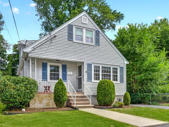 14 Centre Ln, Boston, MA 02132