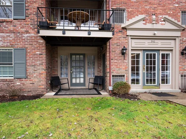 940 Adam Dr APT K, Pittsburgh, PA 15216