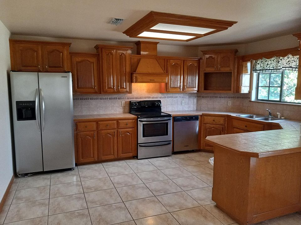 1st image of 707 Tara Dr